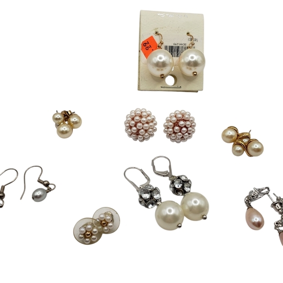 Elegant Faux Pearl Earring Bundle 8 Piece - Picture 1 of 8